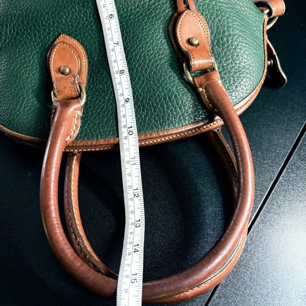 vintage Dooney & Bourke AWL Norfolk bag In green crossbody satchel leather zip